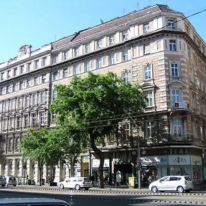 Eitans *** Budapesta